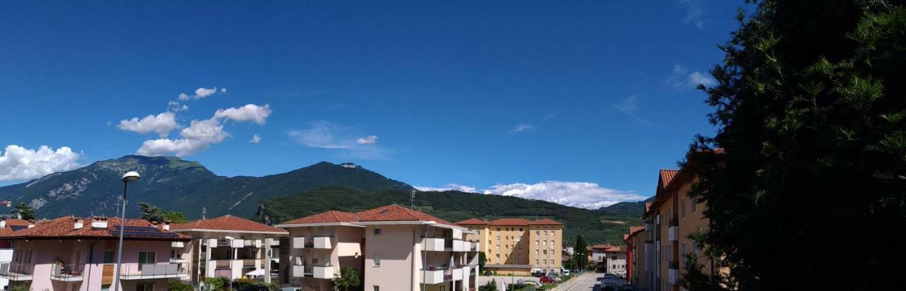 Antica Casa Alboletta - Appartamento Frida Kahlo Riva del Garda Exteriör bild